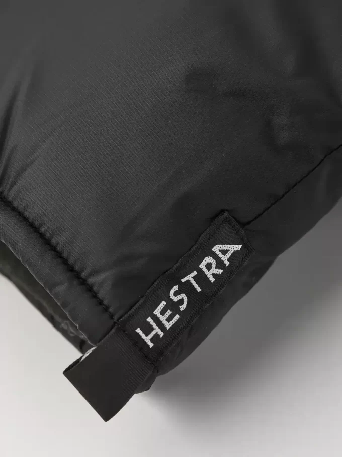 Hestra André Black