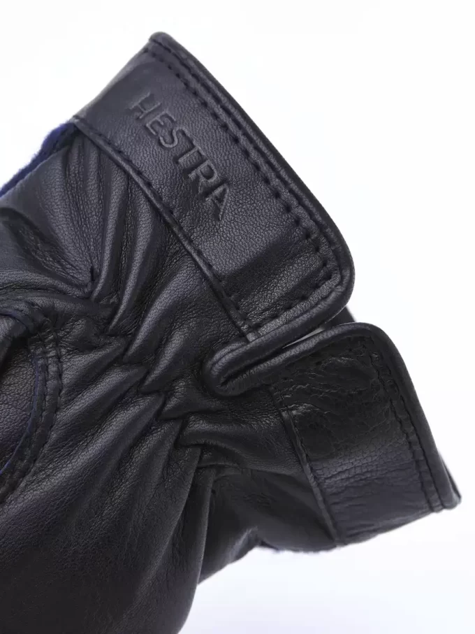 Hestra Saga Black